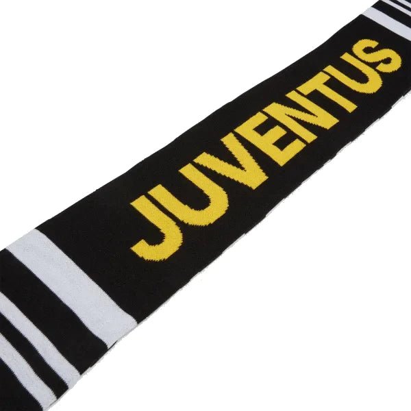 Adidas America, Inc., Adidas Juventus Scarf