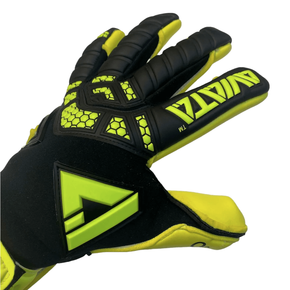 Aviata, Aviata O2 Black Mamba Ultra Goalkeeper Gloves