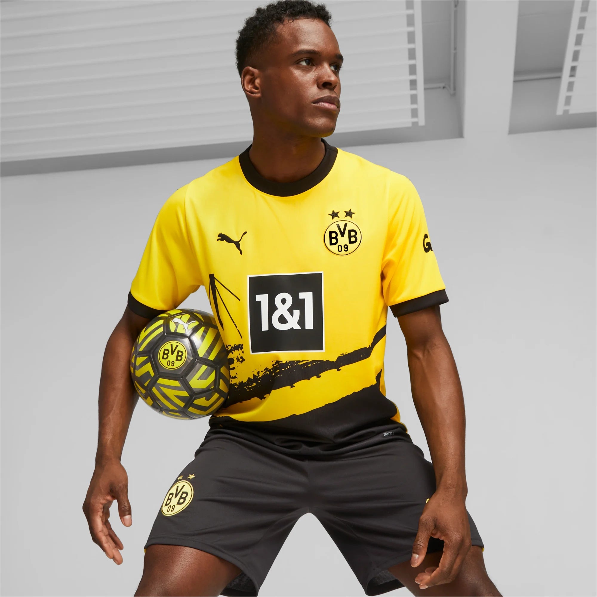 Puma North America, Inc, Borussia Dortmund 23/24 Men's Home  Jersey